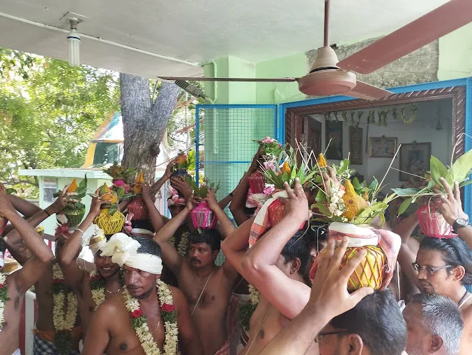 Image of: Karumariyamman Kovil In Iyer Bungalow