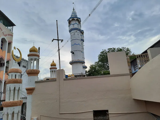 Image of: Kazimar Big Mosque In Periyar 7