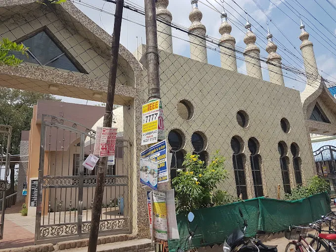 Image of: Masjid Mina Noordeen Jumma Mosque In South Gate 5