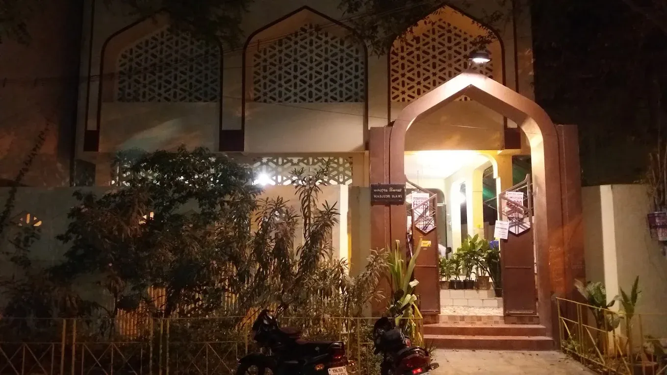 Image of: Masjide Ilahi In Shenoy Nagar