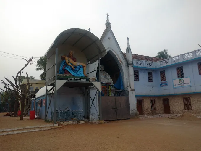 Image of: Our Lady Of Snows Church In Madurai