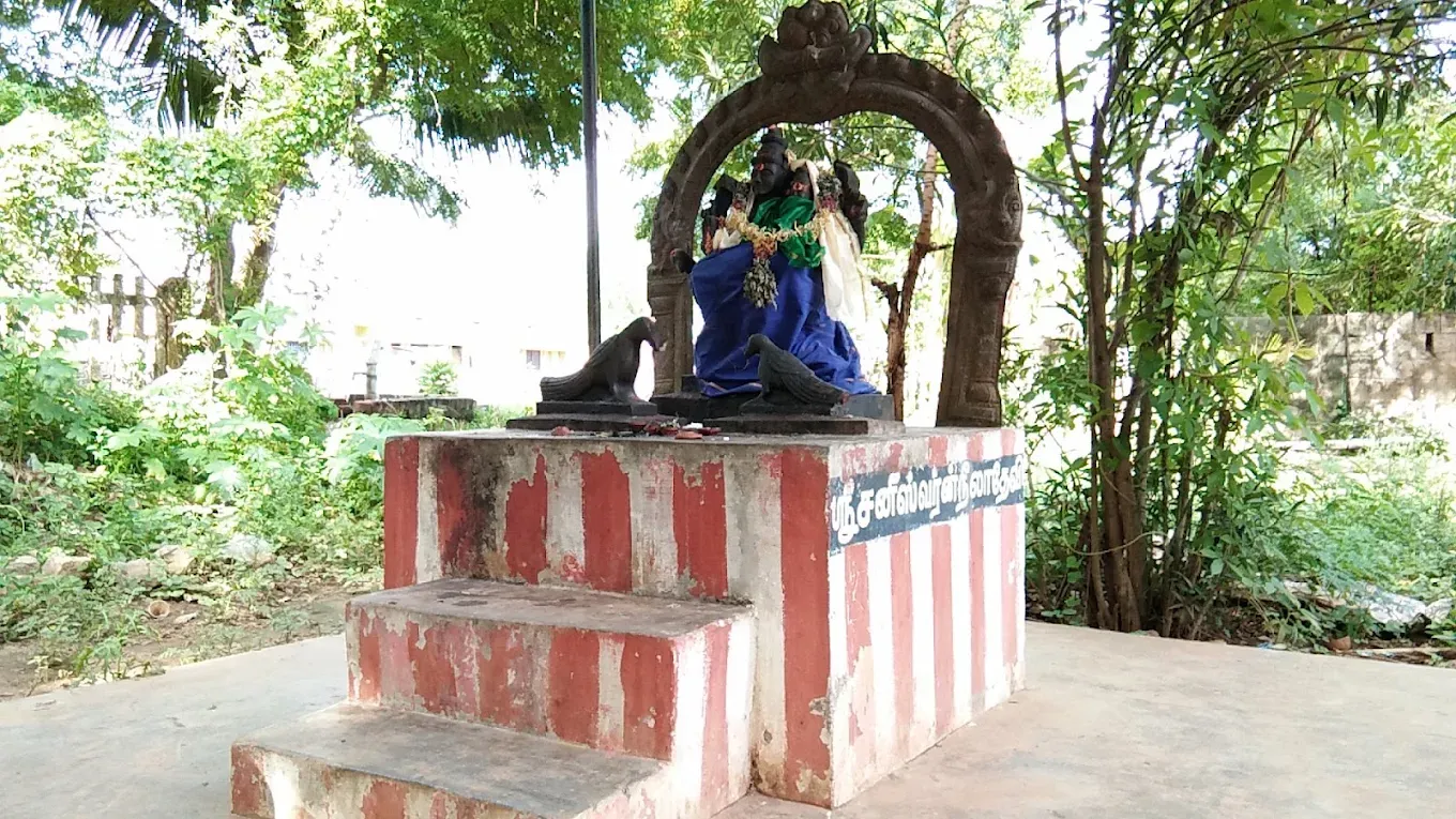 Image of: Saneeshvaran Neeladevi Shrine In Madurai