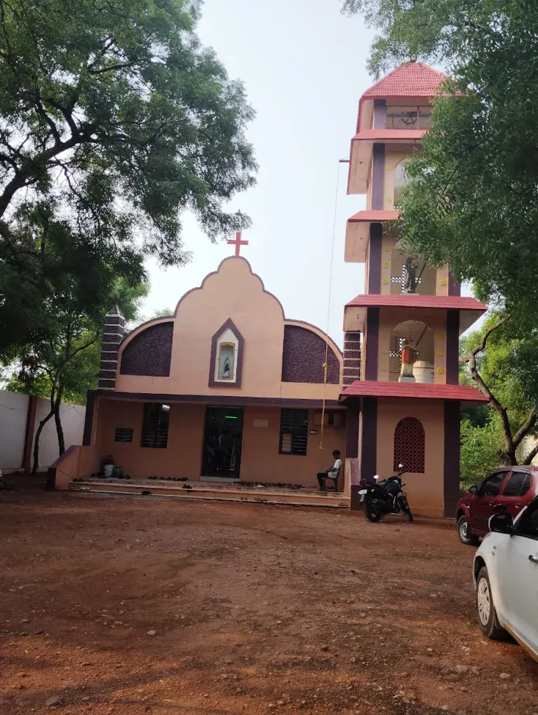 Image of: St Josephs Catholic Church In Madurai