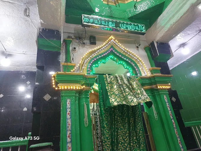 Image of: Therkuvasal Pallivasal Dargah In Periyar 3