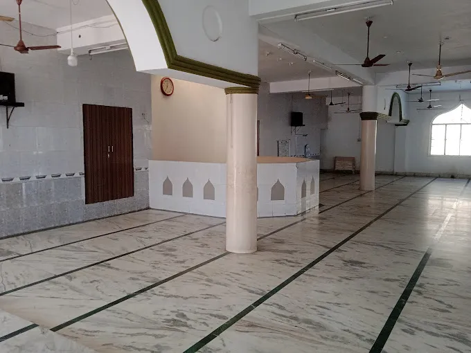 Image of: Therkuvasal Pallivasal Dargah In Periyar 4