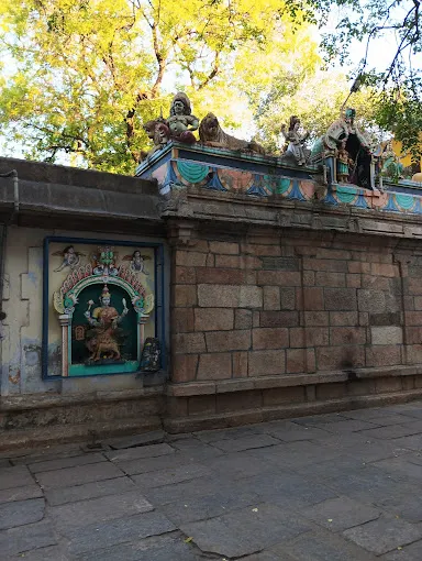 Image of: Vadaku Vaasal Chelathamman Temple In Simmakkal 4