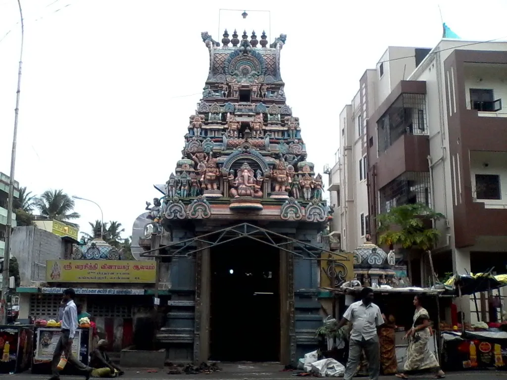 Image of: Pon Vinayagar Pon Varahi Temple In Ellis Nagar