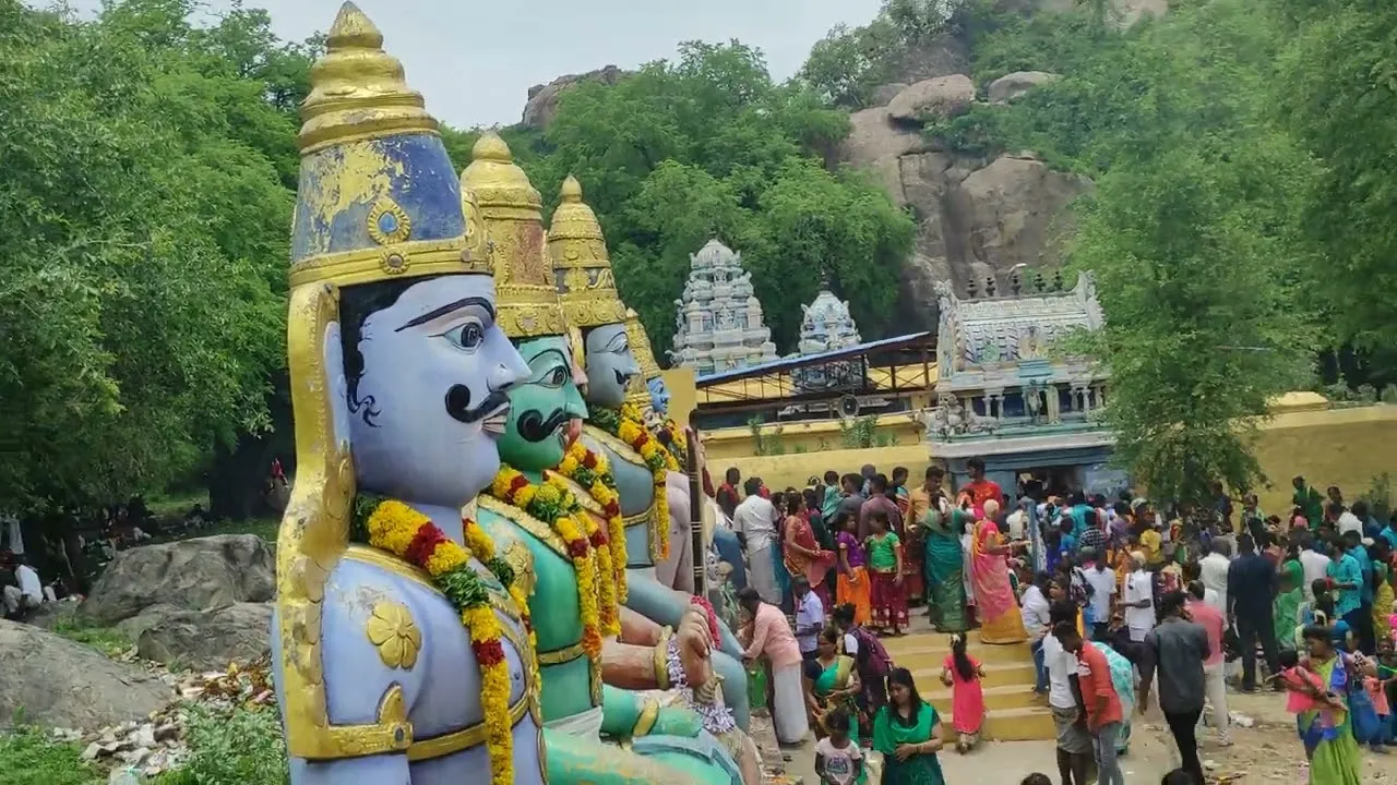 Image of: Muneeswaran Temple In Villapuram