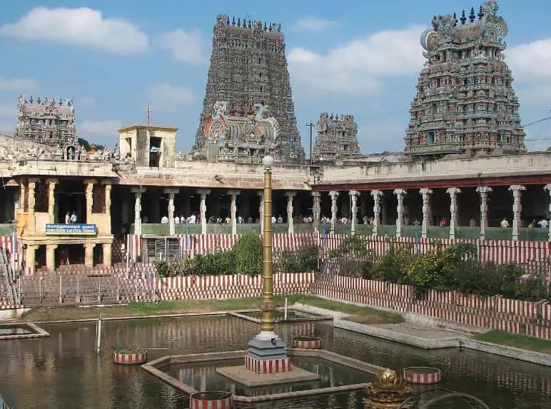 Image of: Nalla Thambi Naatamai Temple In Jaihindpuram