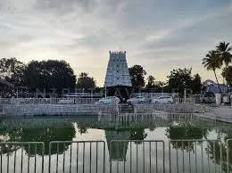 Image of: Sri Perumal Temple In Simmakkal