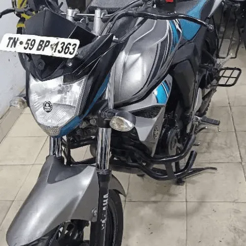 Yamaha FZS FI V4