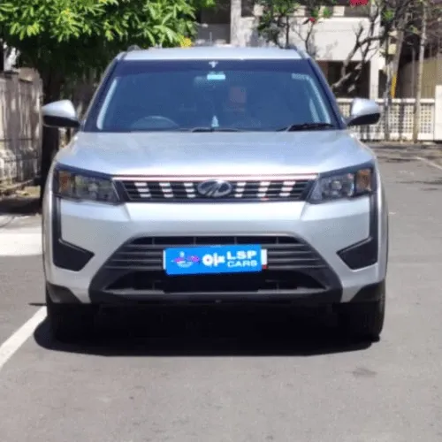 Mahindra XUV300