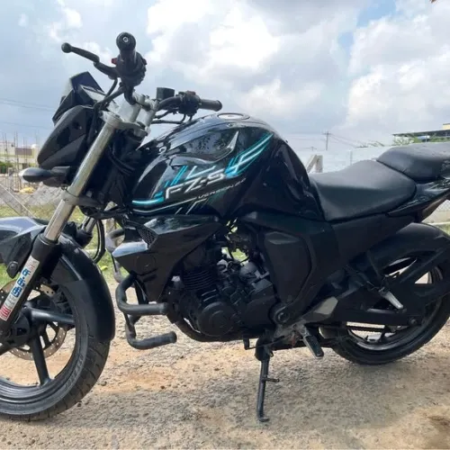 Yamaha FZ-S