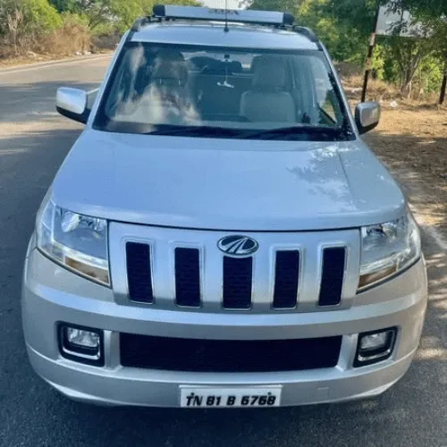 Mahindra TUV300 T8
