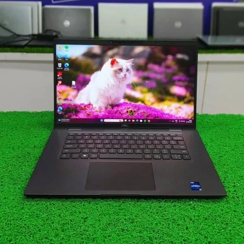 Dell Latitude 5530