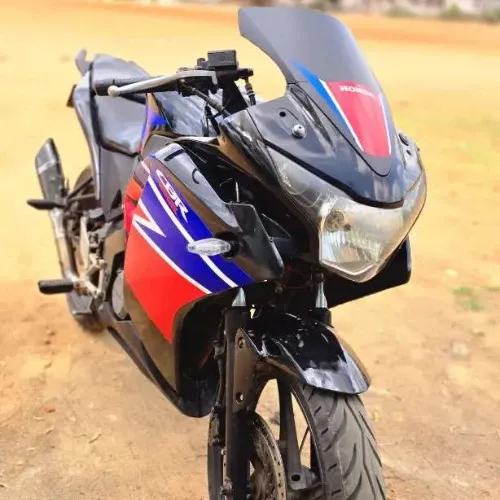 Honda CBR150R