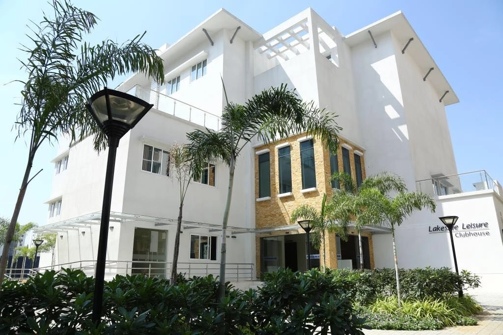 Image of: 3BHK Apartments in pallikaranai - Lakevista Purva Windmere Chennai 3