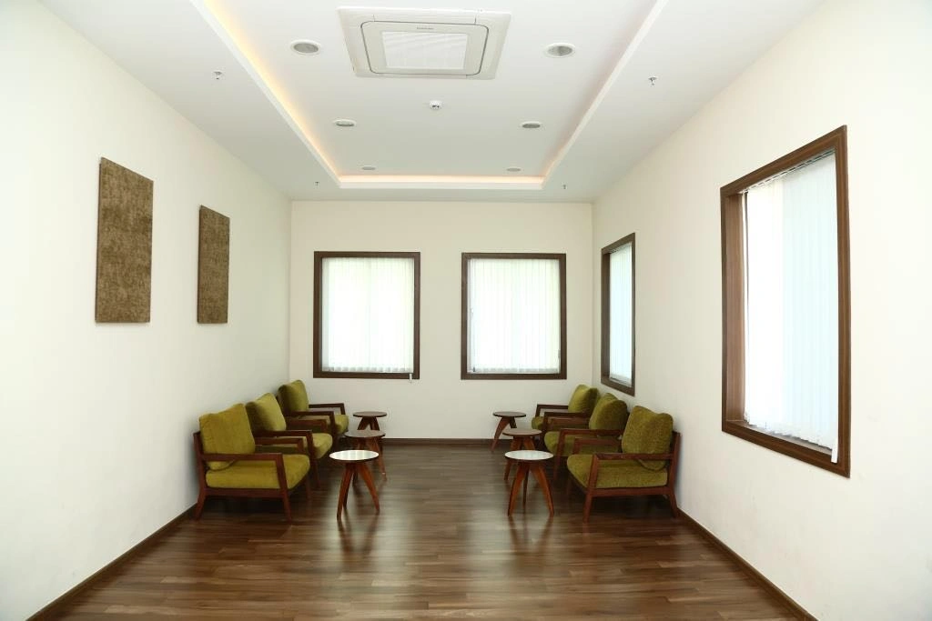 Image of: 3BHK Apartments in pallikaranai - Lakevista Purva Windmere Chennai 4