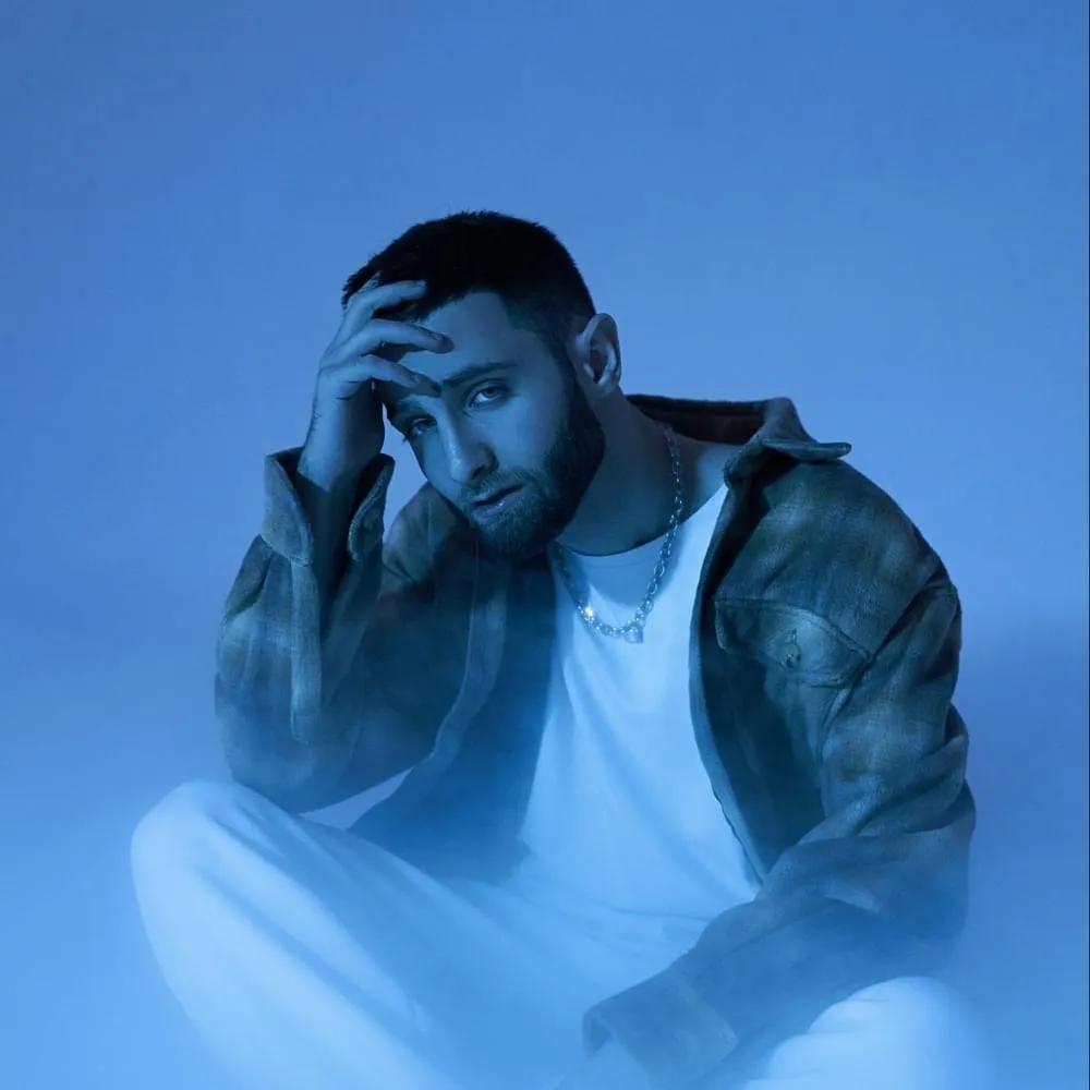 Escape Tsunami Song Ringtone Download Free MP3 Format