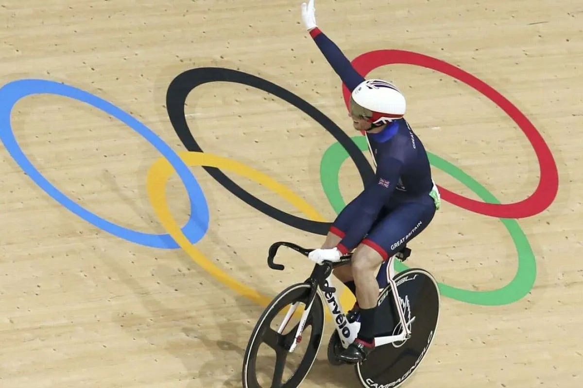 Jason Kenny Celebrates with Olympic Rings