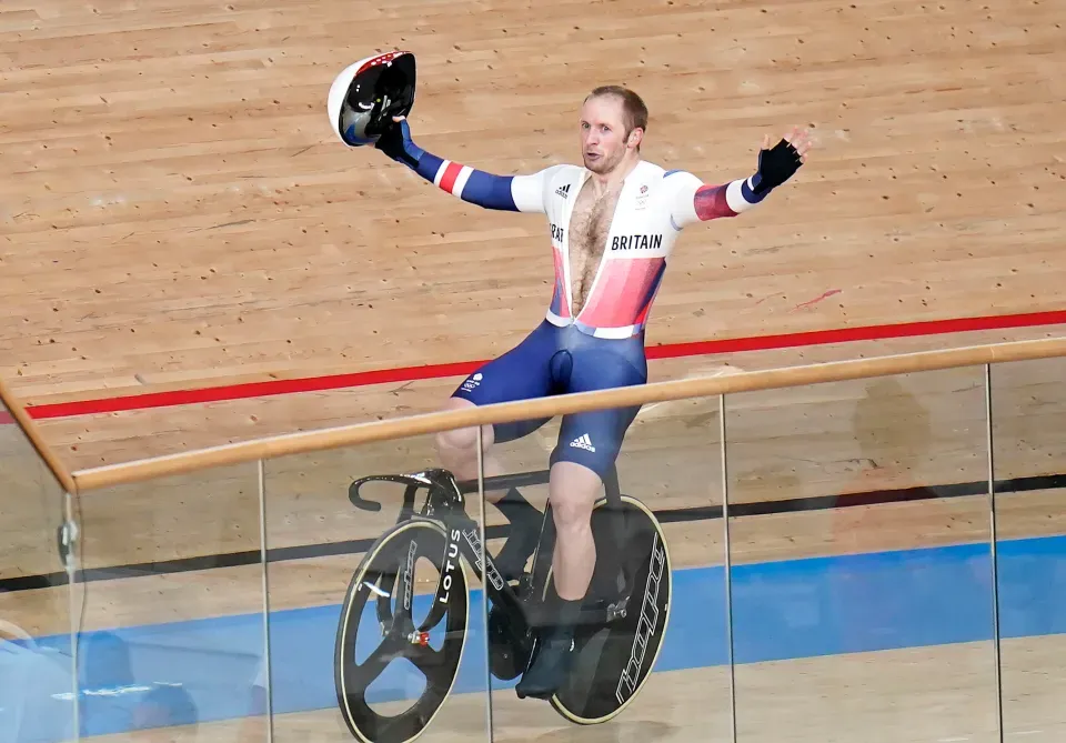 Jason Kenny Wins Track Cycling Race