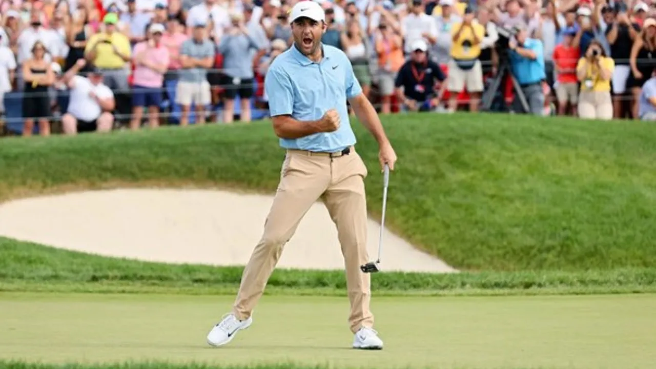 Scottie Scheffler Celebrating on the Green