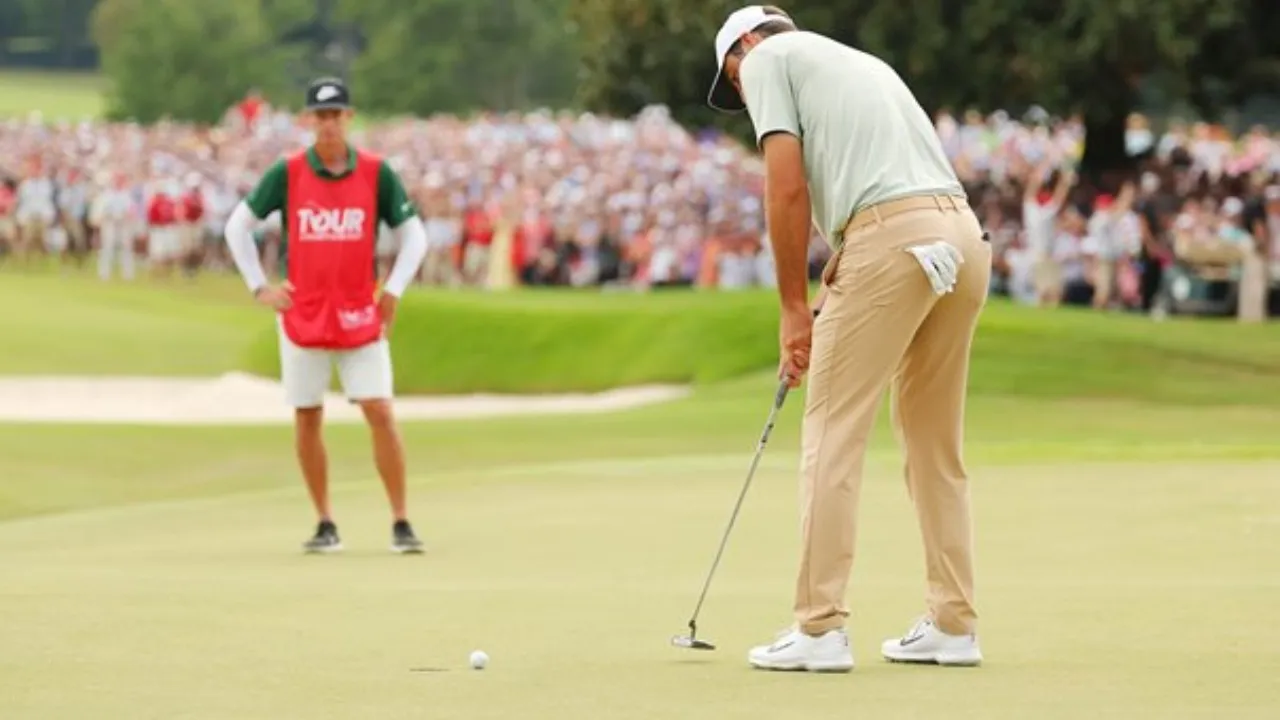 Scheffler Putting Under Pressure