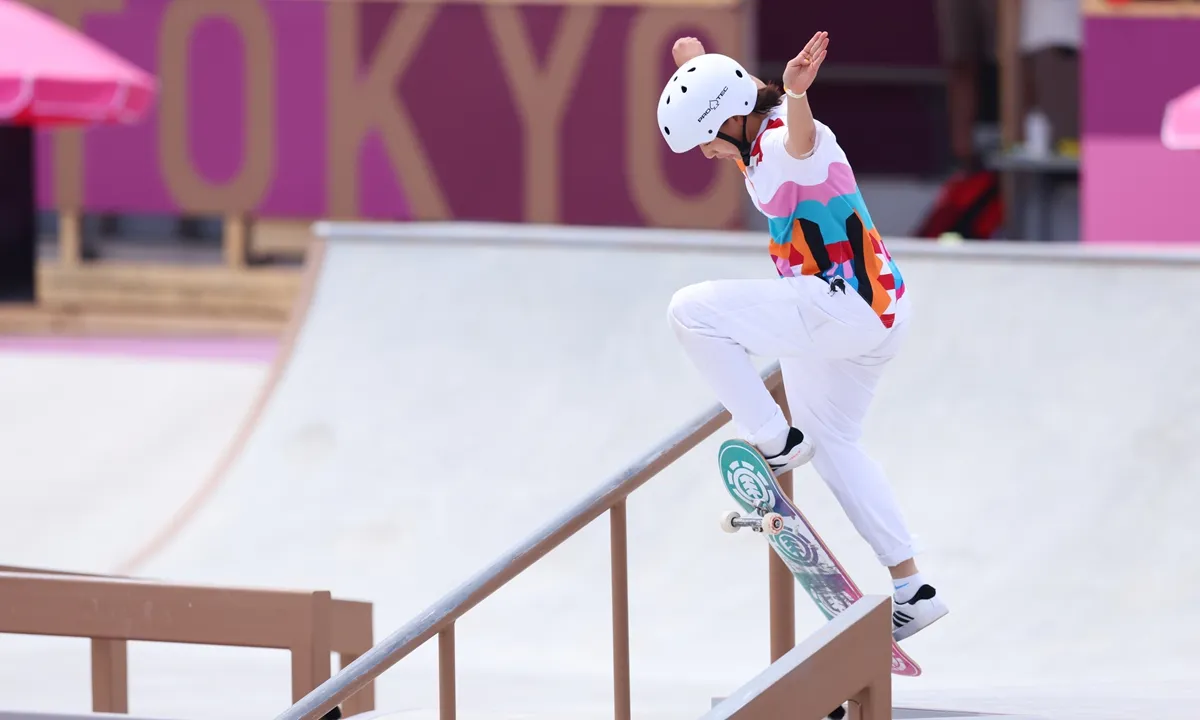 Nishiya Skating in Olympic Street Event