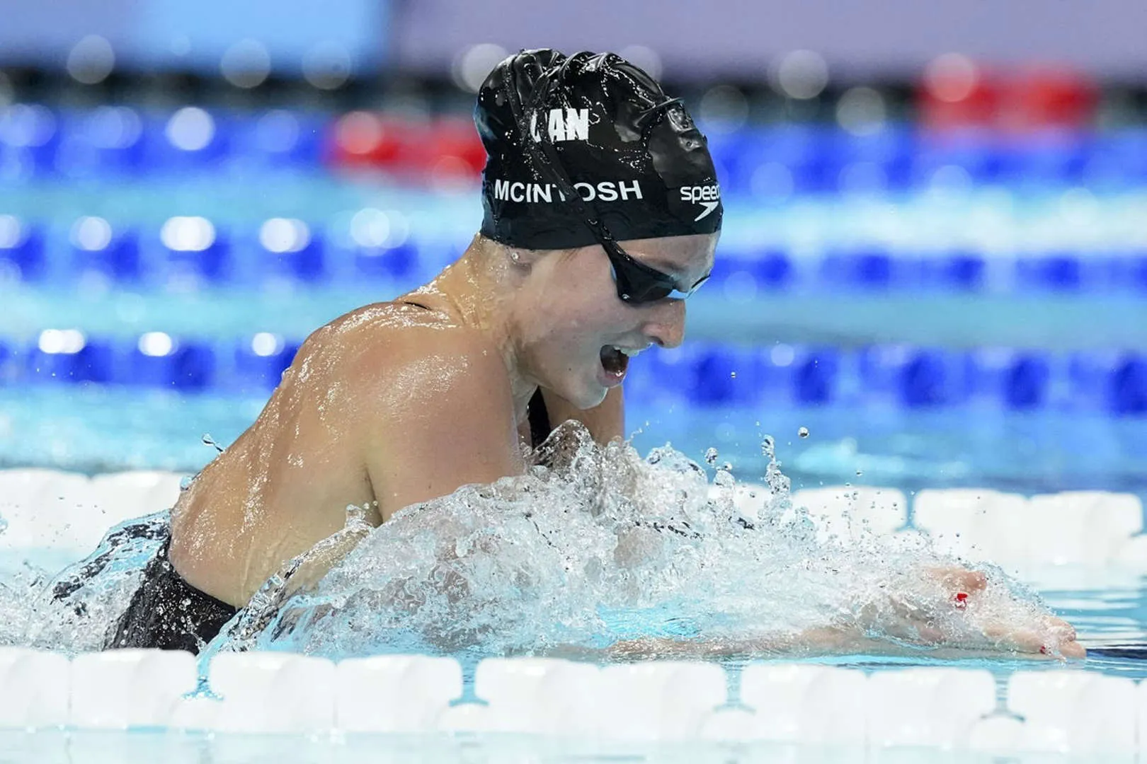 Summer McIntosh Showing Focus During Swimming Championship Event