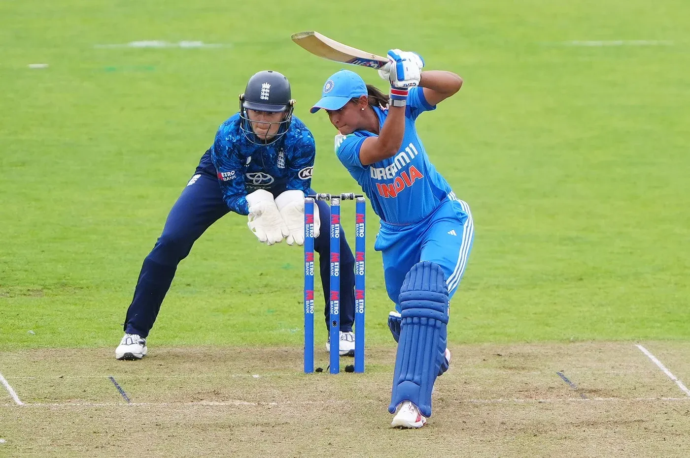 Harmanpreet Kaur Ready to Bat