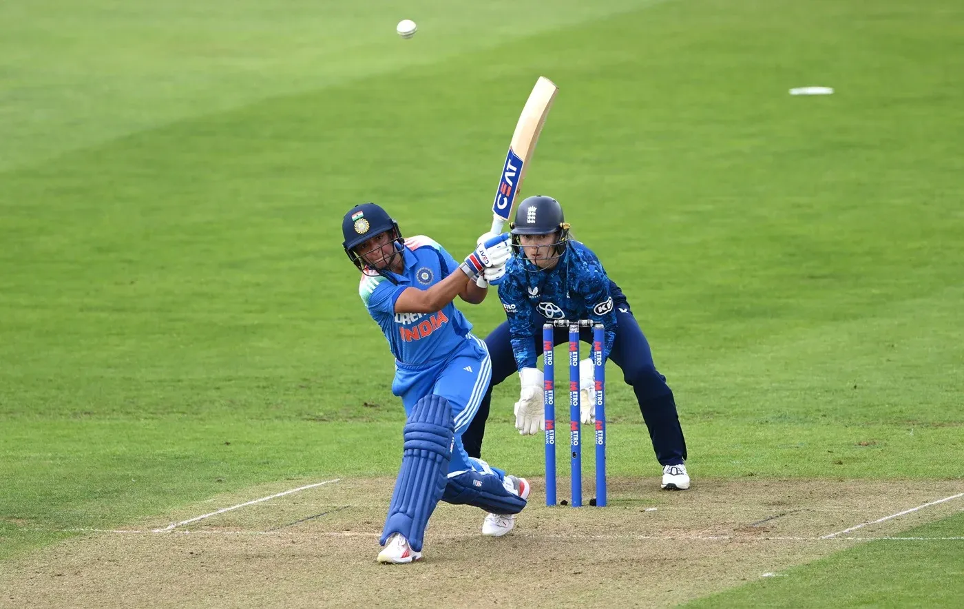 Harmanpreet Kaur Batting Against Bowler
