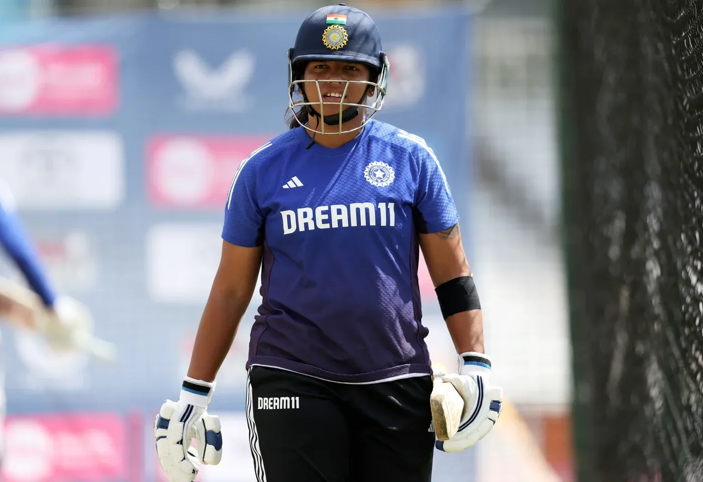 Richa Ghosh Walks Out to Bat Wearing India Jersey