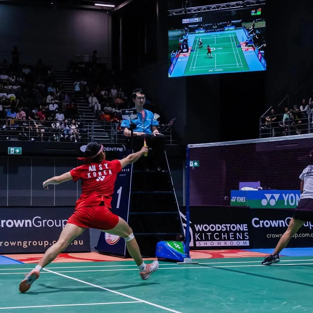 An Se Young Executes Powerful Backhand Shot