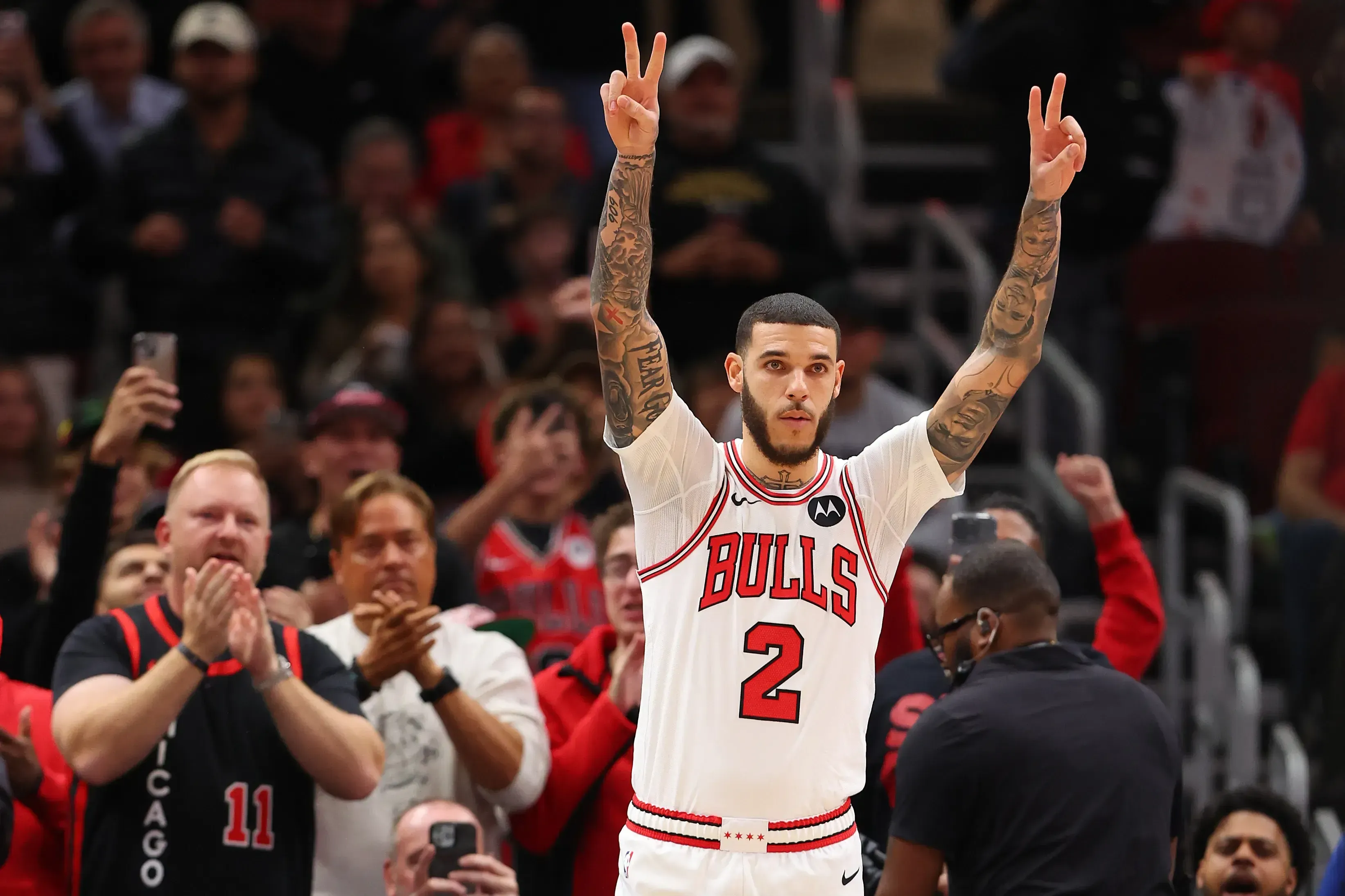 Lonzo Ball Pointing Gesture