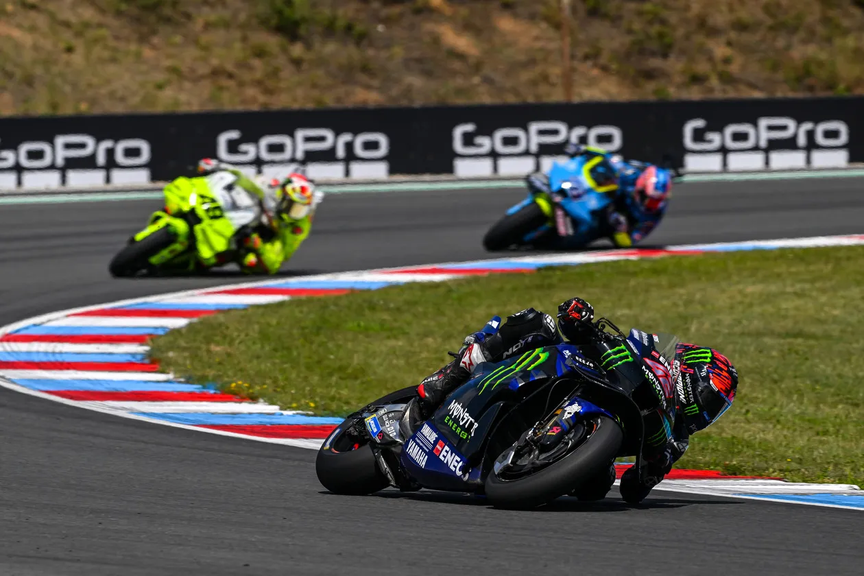 Alex Rins Aggressive Cornering on MotoGP Track