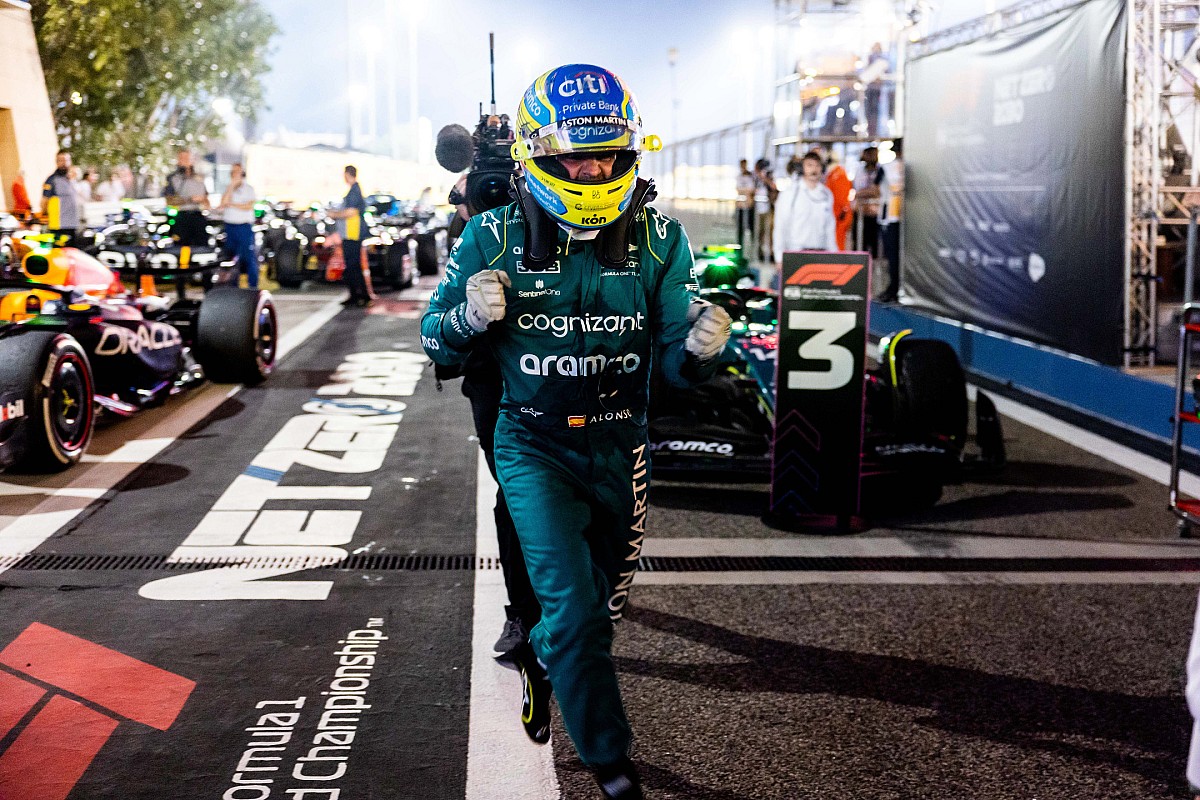 Fernando Alonso Returning to Garage