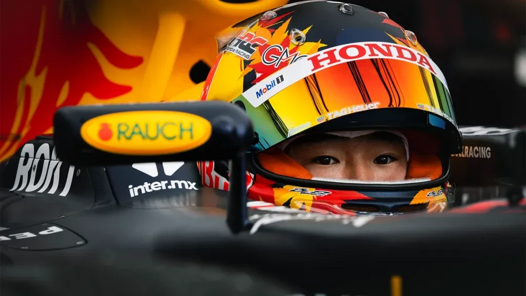 Yuki Tsunoda Eyes the Track from His Formula 1 Cockpit
