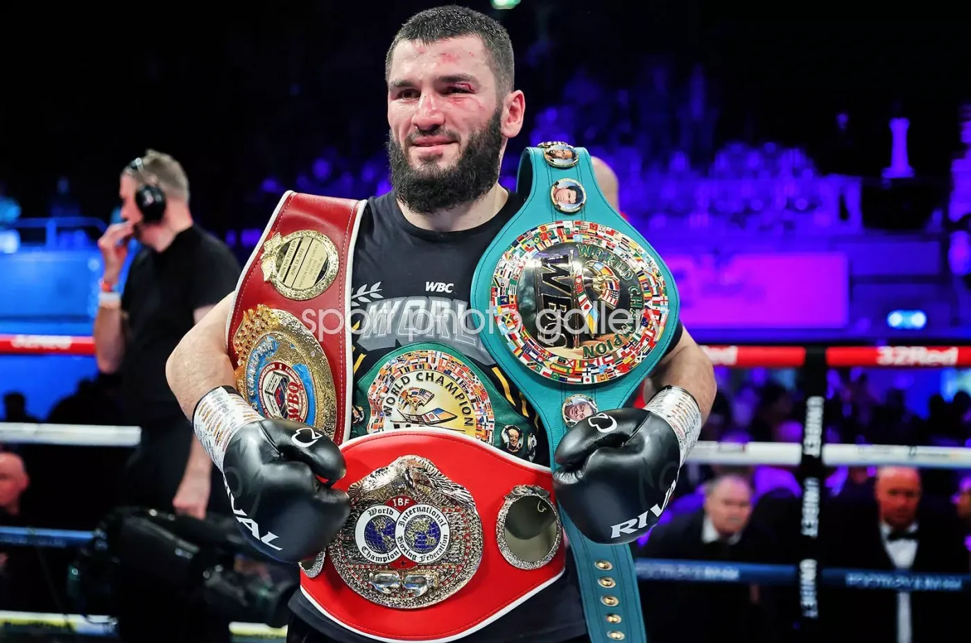 Artur Beterbiev with Title