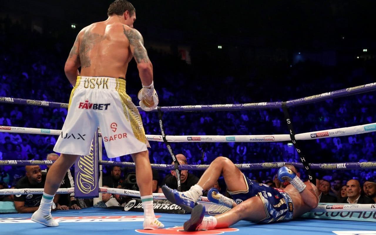Oleksandr Usyk Defeats Opponent in the Ring