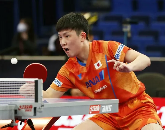 Tomokazu Harimoto Strikes Strong Forehand