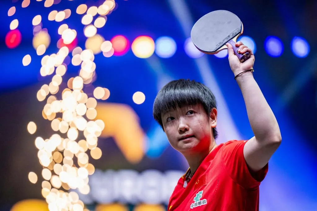Wang Chuqin Lifts Trophy at Award Ceremony