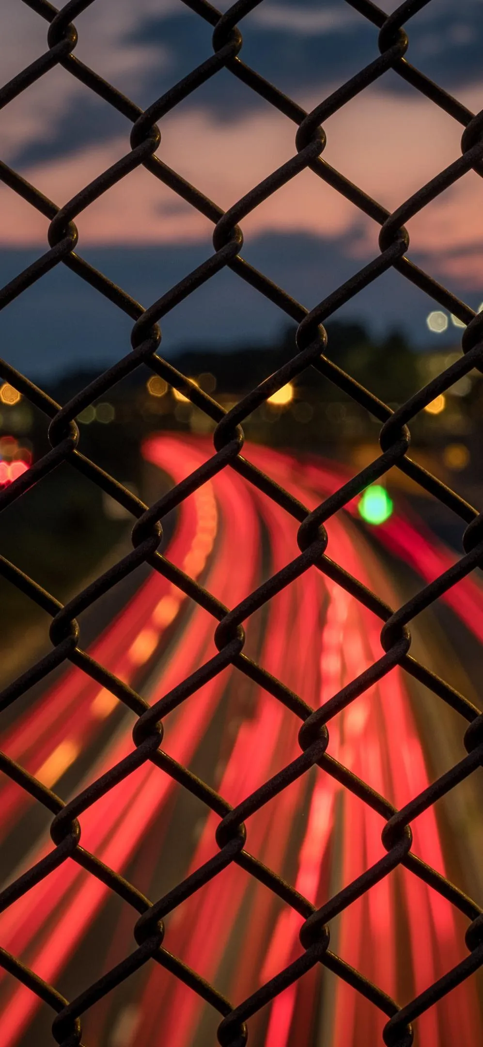 Artistic Chain Fence Abstract Mobile Wallpaper Design