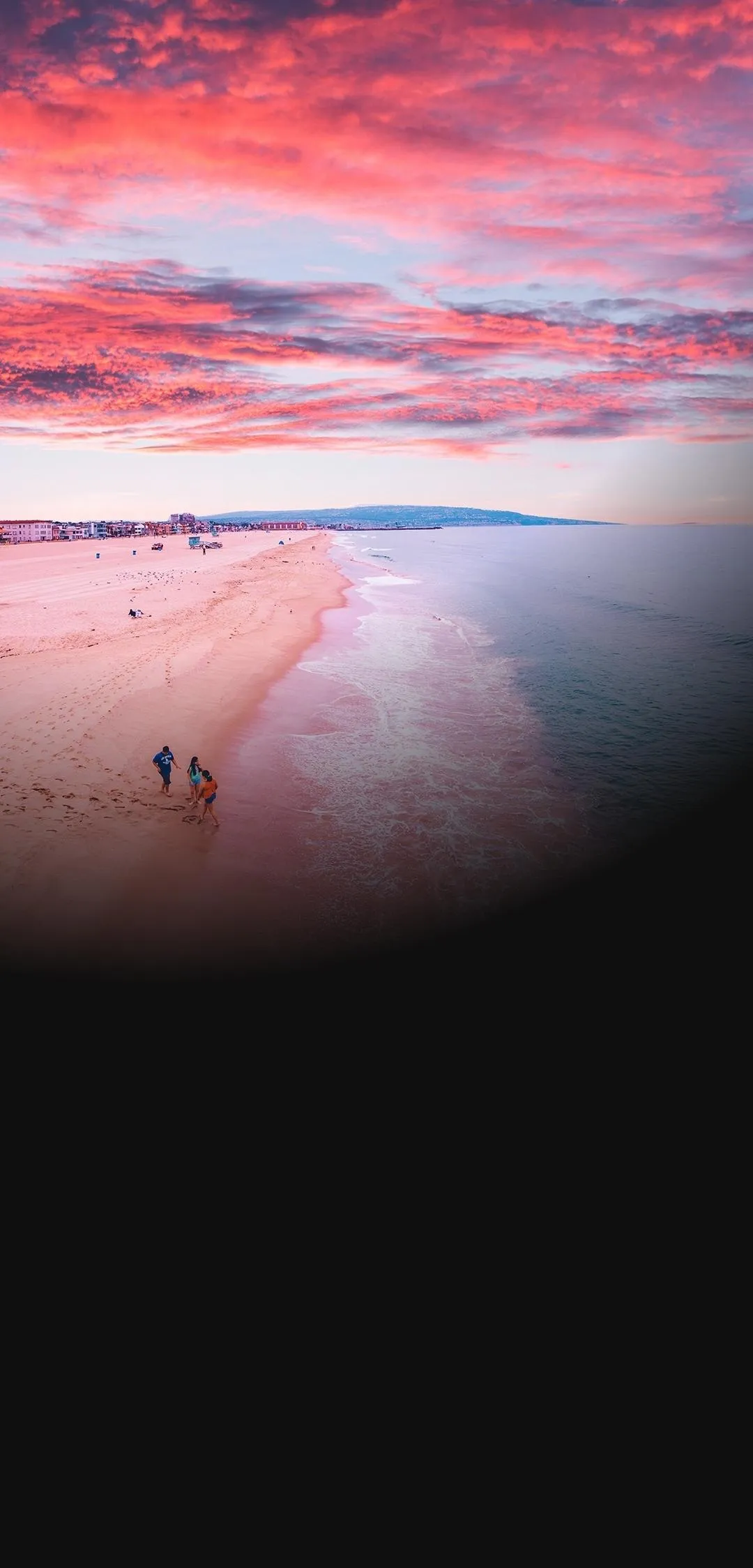 Calm Beach Sunset Horizon with Soft Pink Orange Sky
