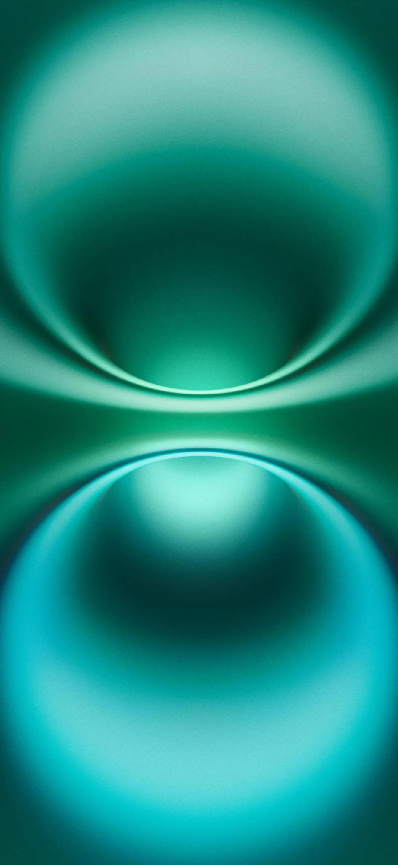 Green Glowing Circular Energy Pattern With Smooth Edges