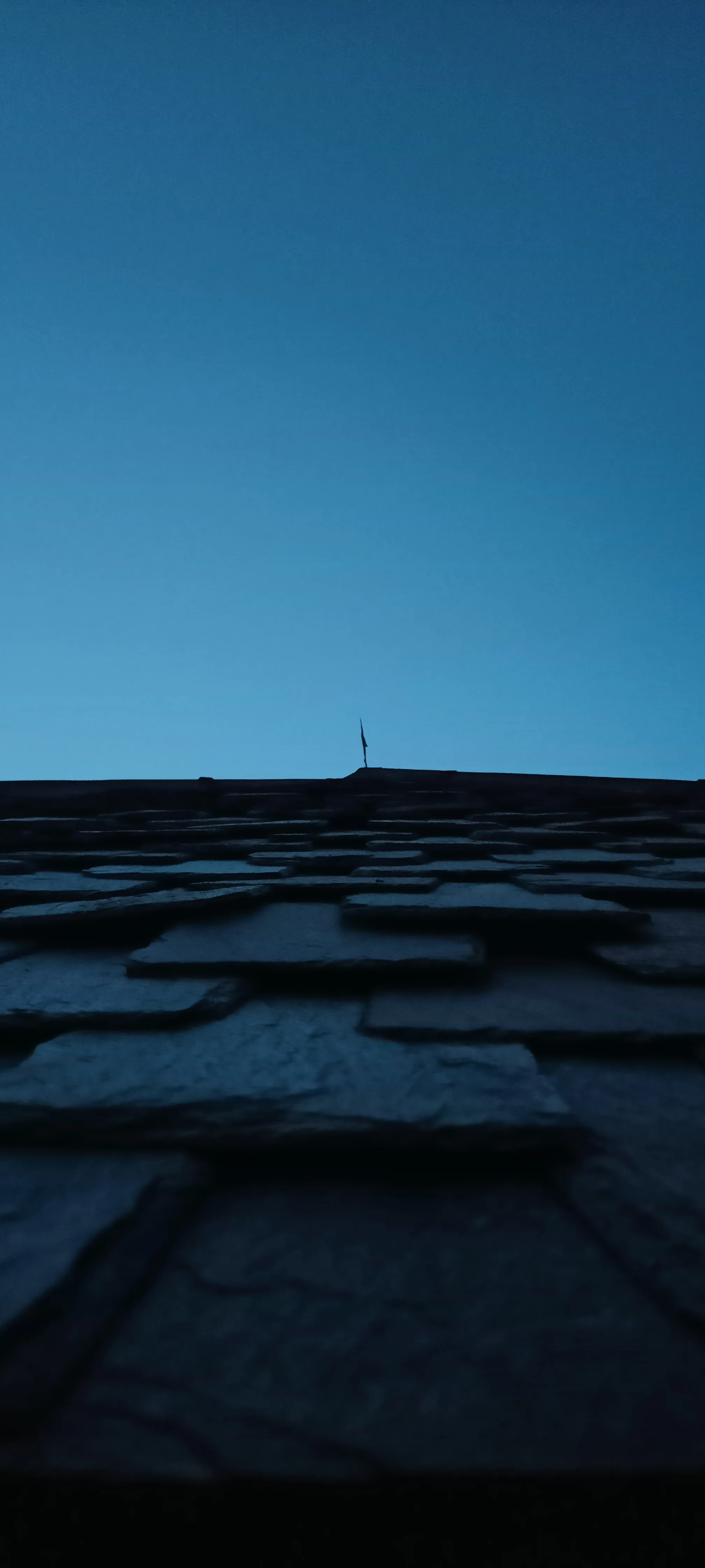 Minimal Blue Sky Over Calm Sea Horizon Line Wallpaper