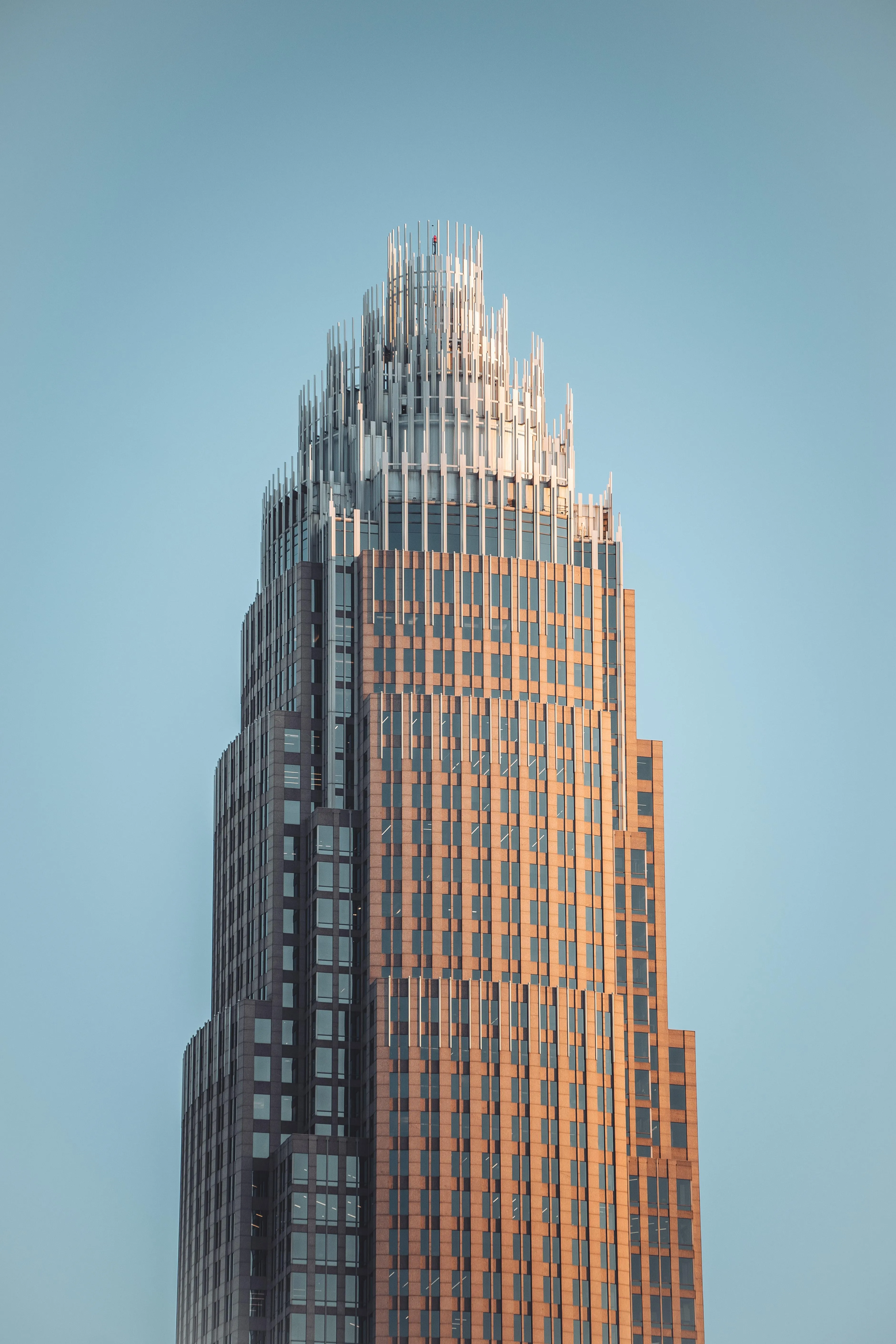 Modern Skyscraper in Warm Morning Light Free HD Image
