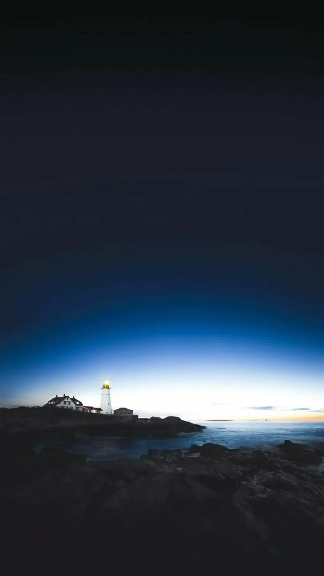 Peaceful Sky Horizon Art for Serene Mobile Look Wallpaper