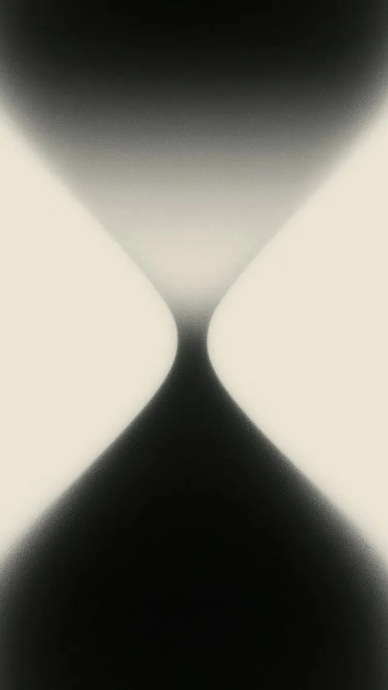 Soft Hourglass Shape Showing Light and Shadow Balance