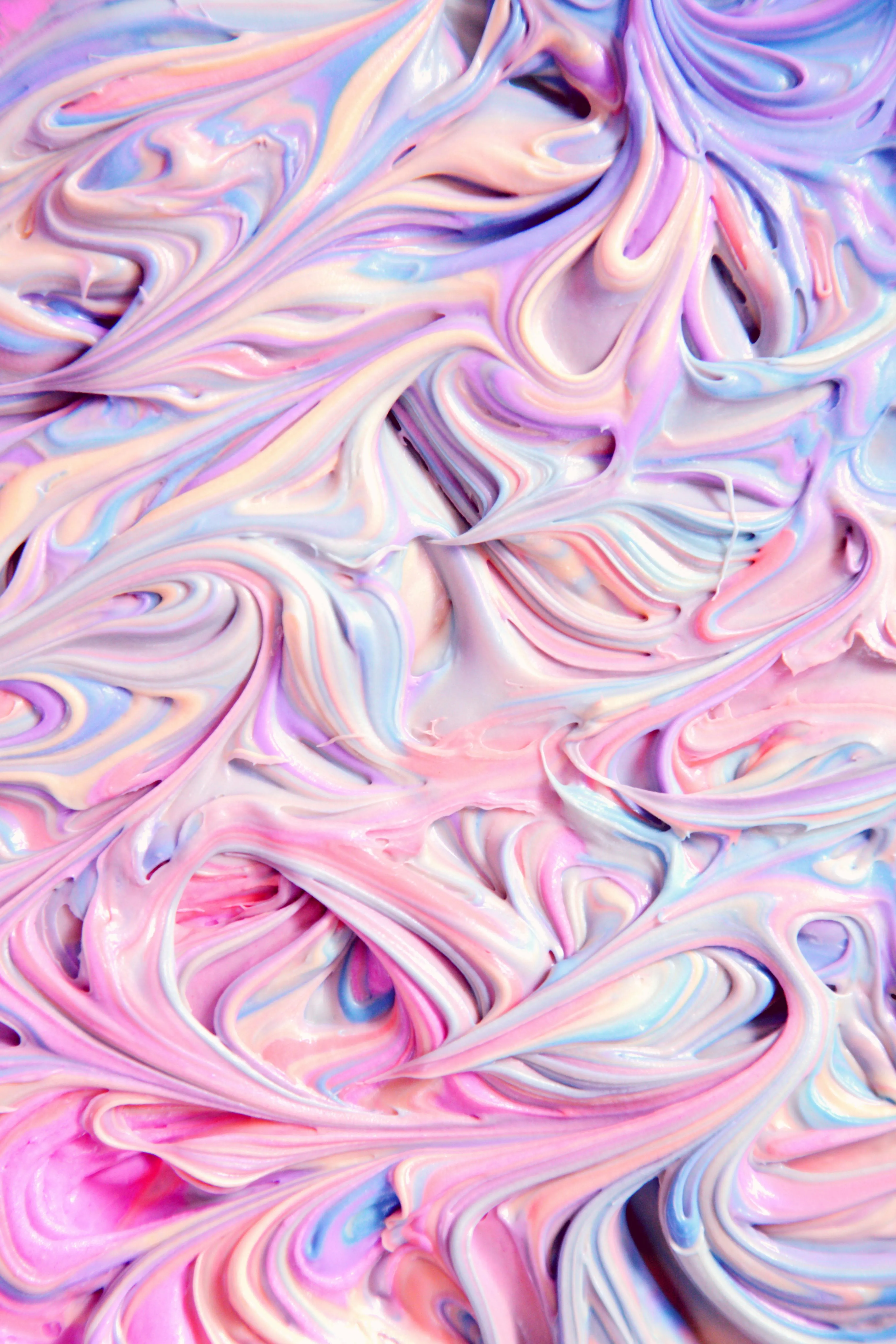 Soft Pastel Swirl Pattern in Pink and Purple Wallpaper
