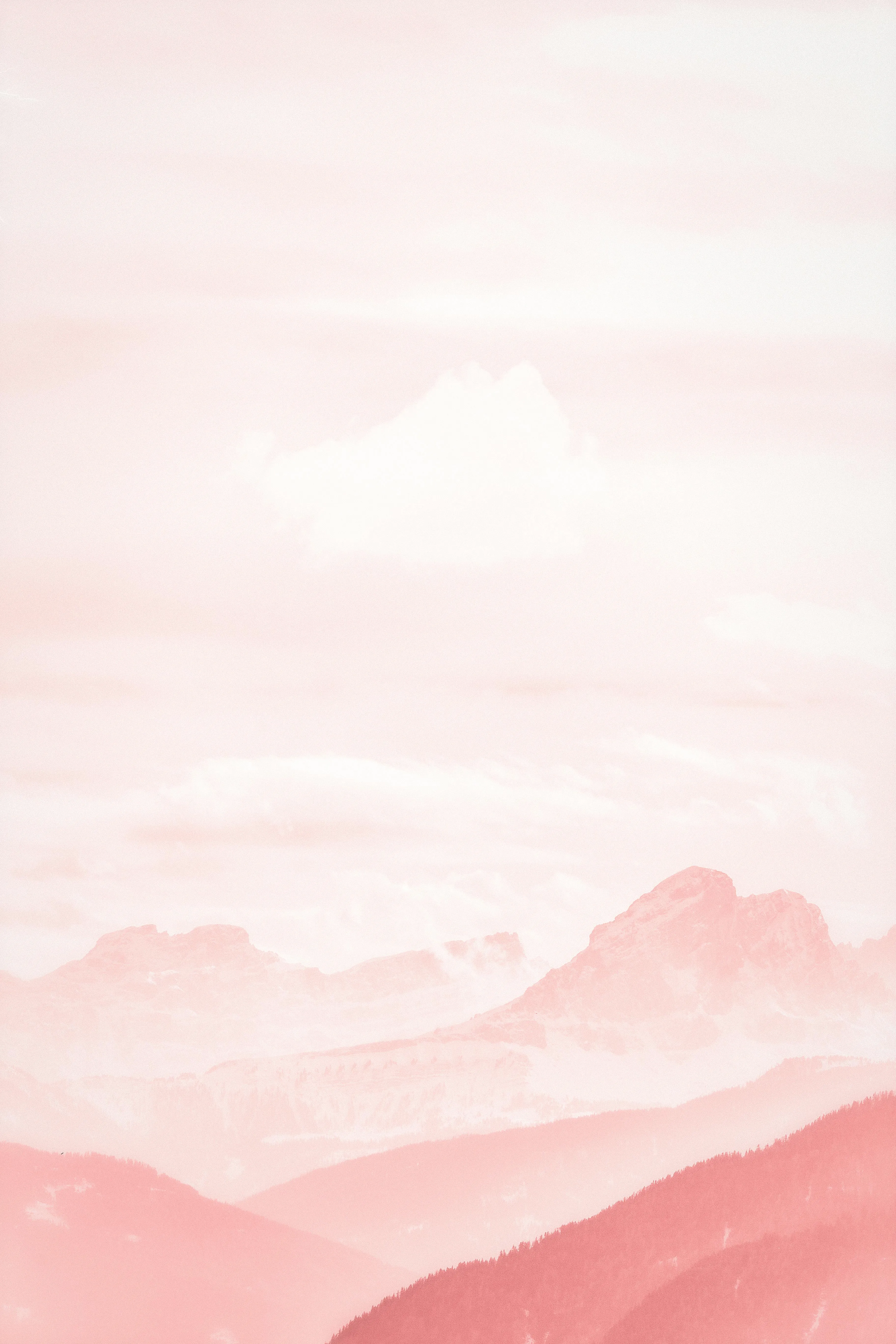 Soft Pink Minimal Sunset Over Distant Mountains Wallpaper